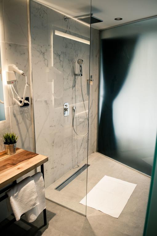 Nomad Luxury Suites Белград Екстериор снимка