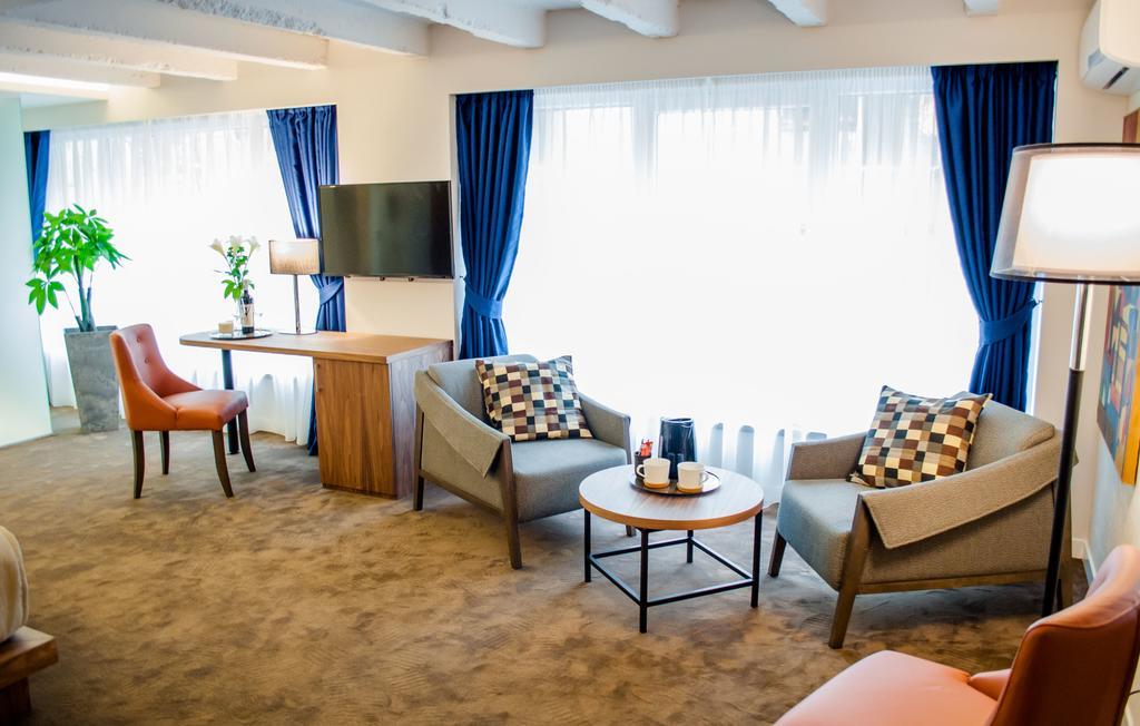 Nomad Luxury Suites Белград Екстериор снимка
