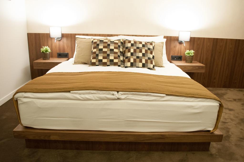 Nomad Luxury Suites Белград Екстериор снимка