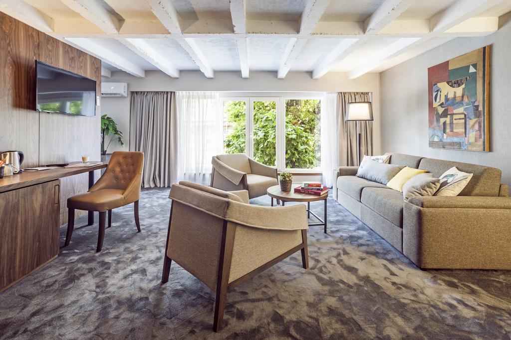 Nomad Luxury Suites Белград Екстериор снимка