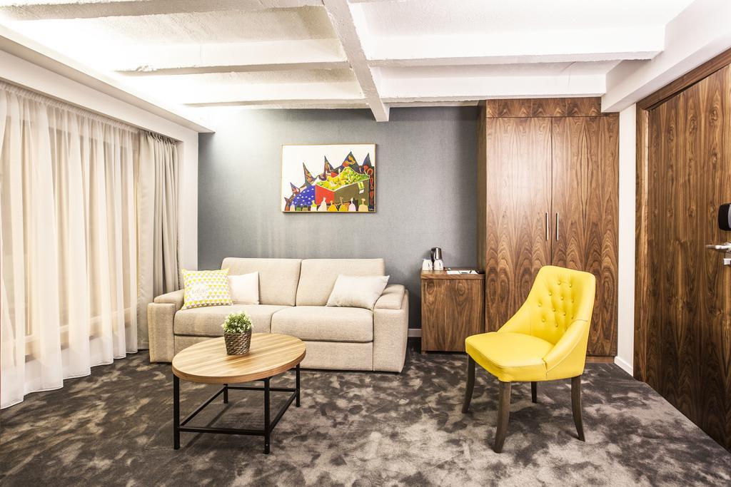 Nomad Luxury Suites Белград Екстериор снимка
