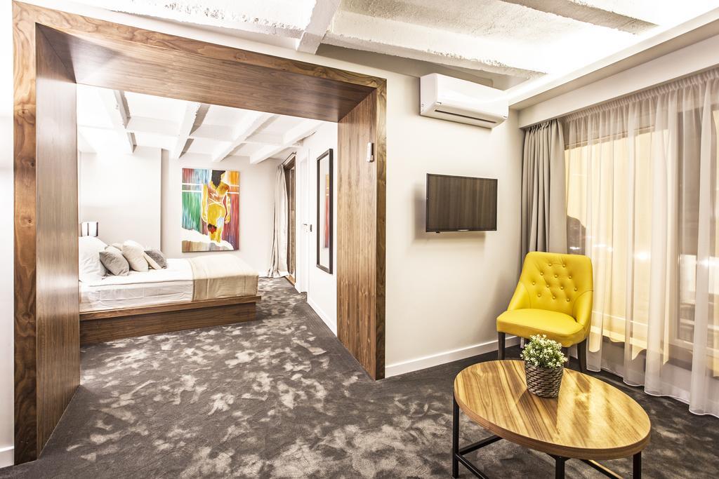 Nomad Luxury Suites Белград Екстериор снимка