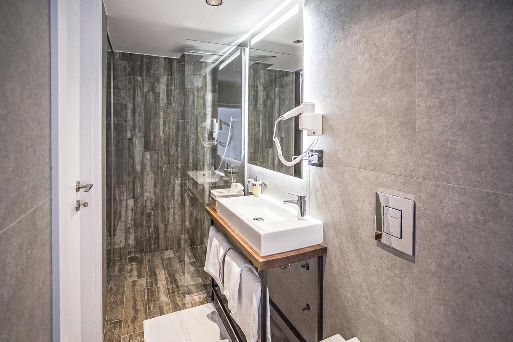 Nomad Luxury Suites Белград Екстериор снимка